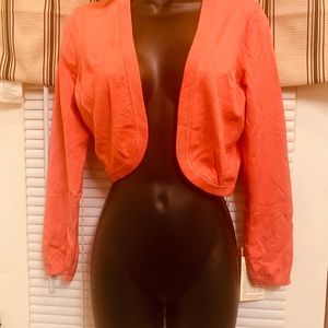 Smashing pink crop petite small sweater.